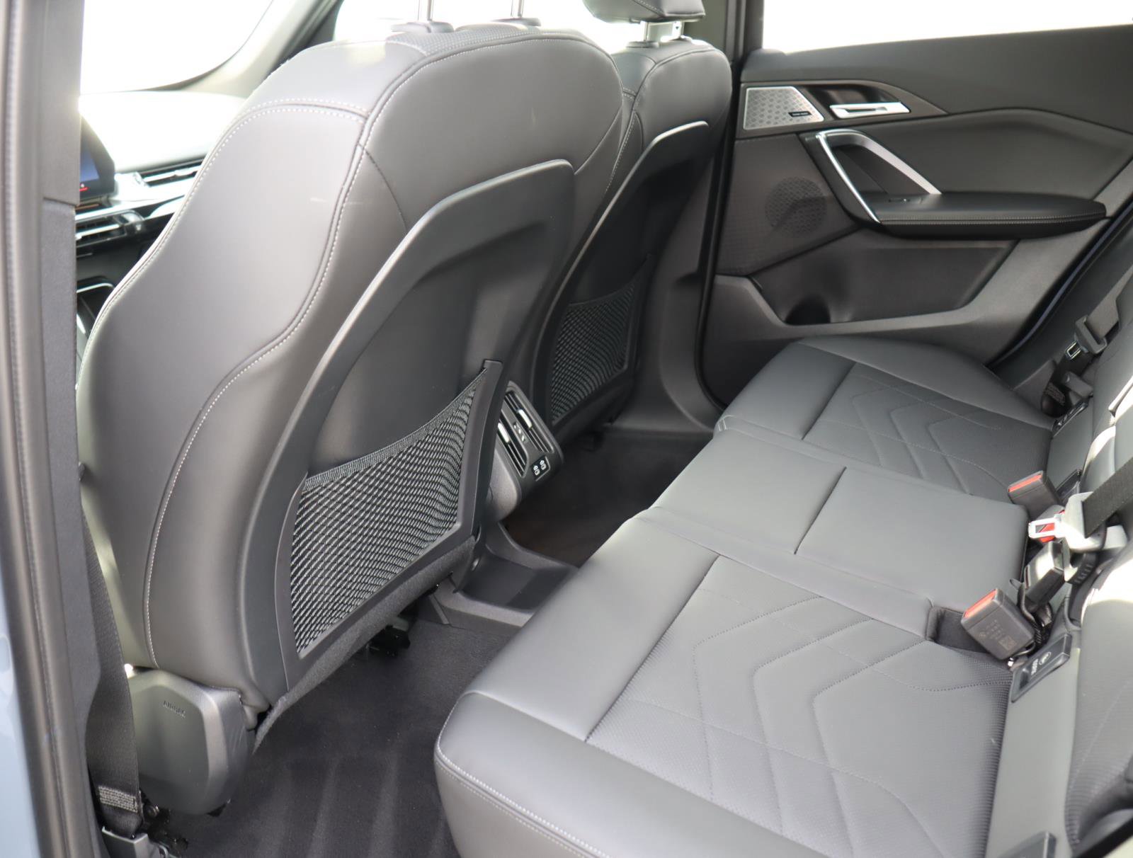 Used 2023 BMW X1 xDrive28i w/ Premium Package image 14