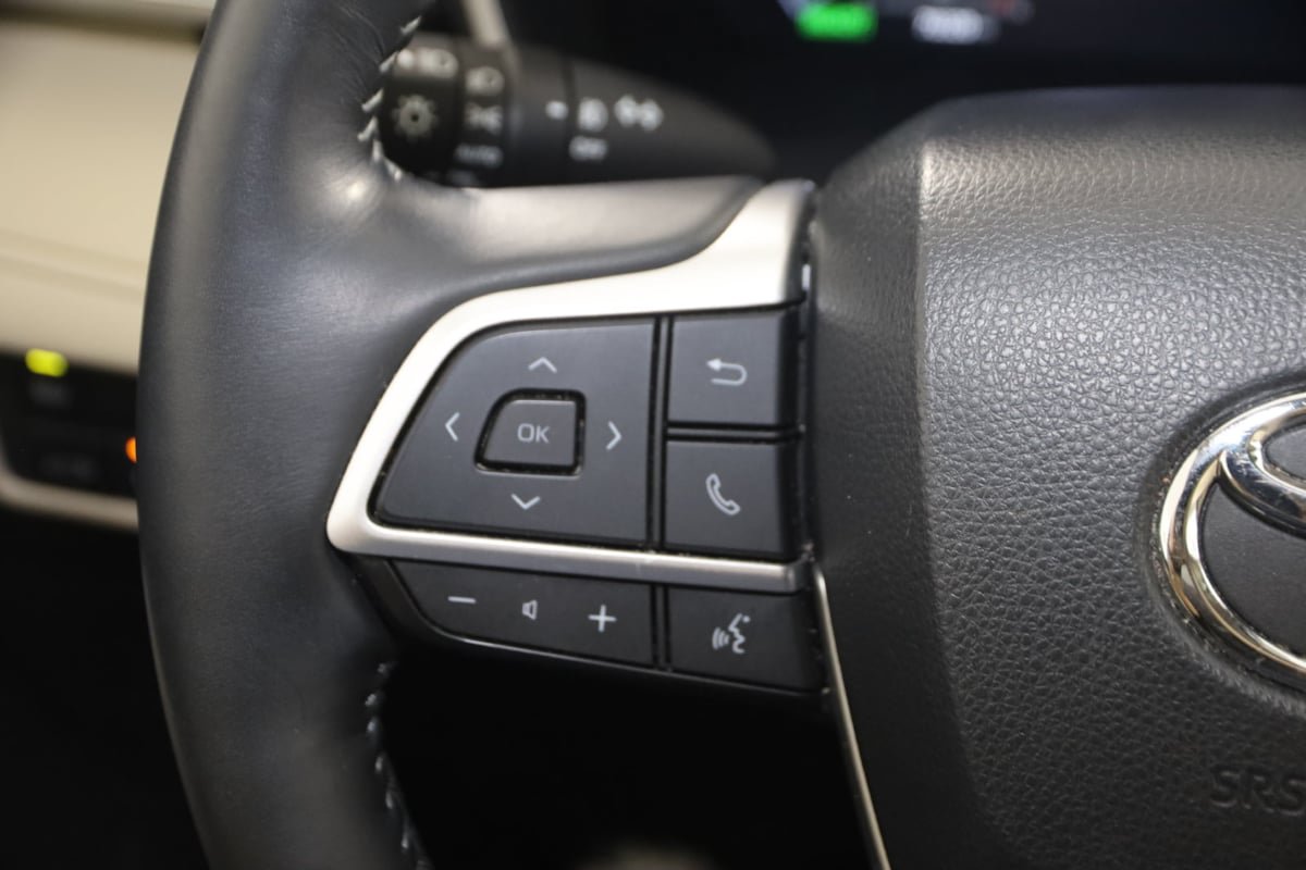 Used 2023 Toyota Highlander Limited AWD/4WD image 28