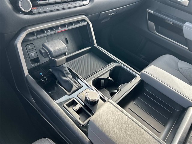 Used 2025 Toyota Tundra Limited image 26