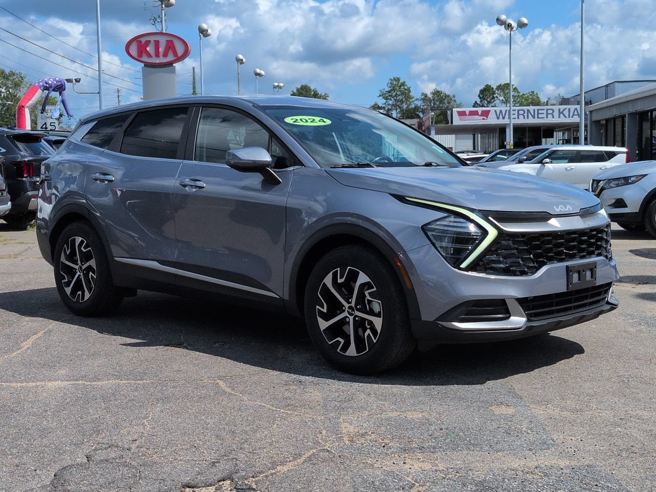 Certified 2024 Kia Sportage EX FWD image 3