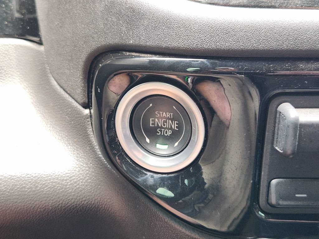 Used 2023 Chevrolet Silverado 1500 ZR2 AWD/4WD image 21