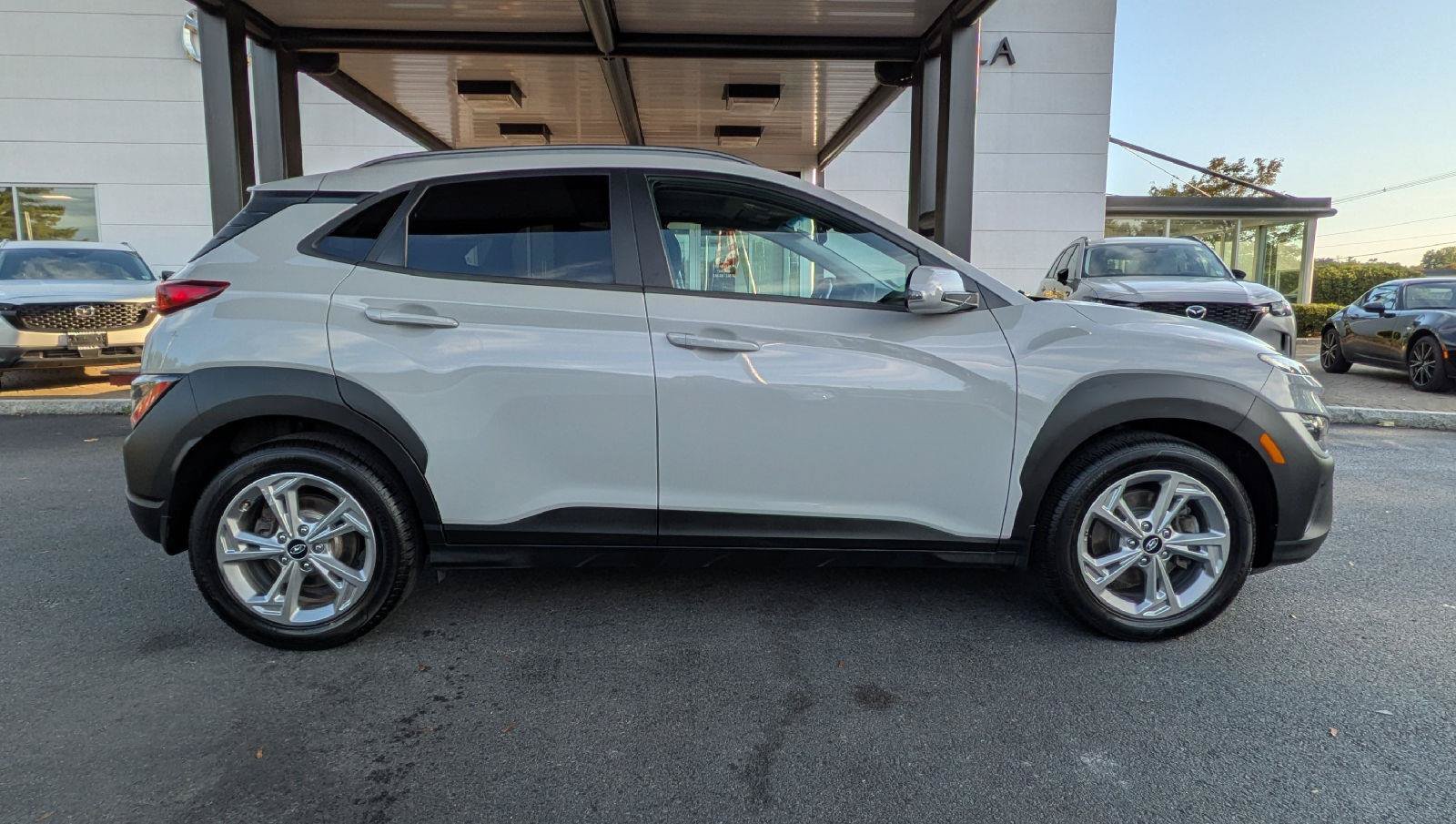 Used 2022 Hyundai Kona SEL w/ Convenience Package AWD/4WD image 6