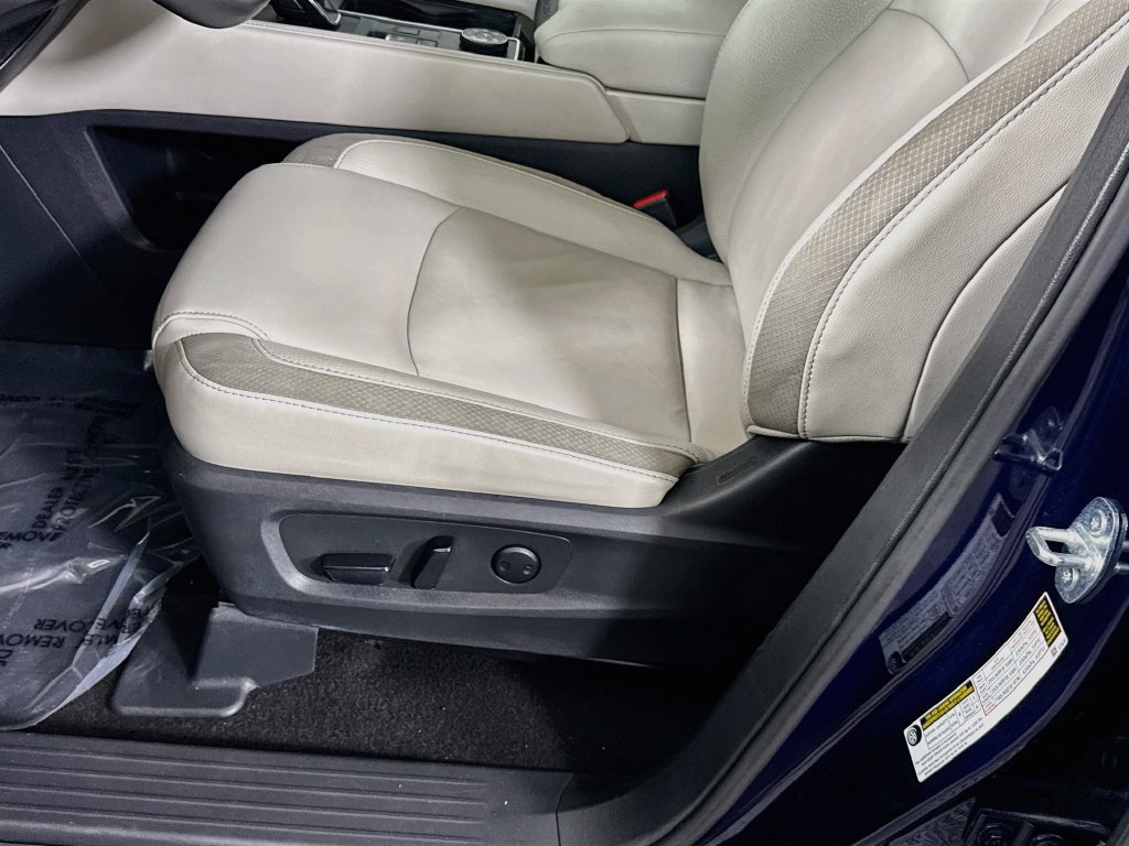 Certified 2024 Nissan Pathfinder SL AWD/4WD image 26