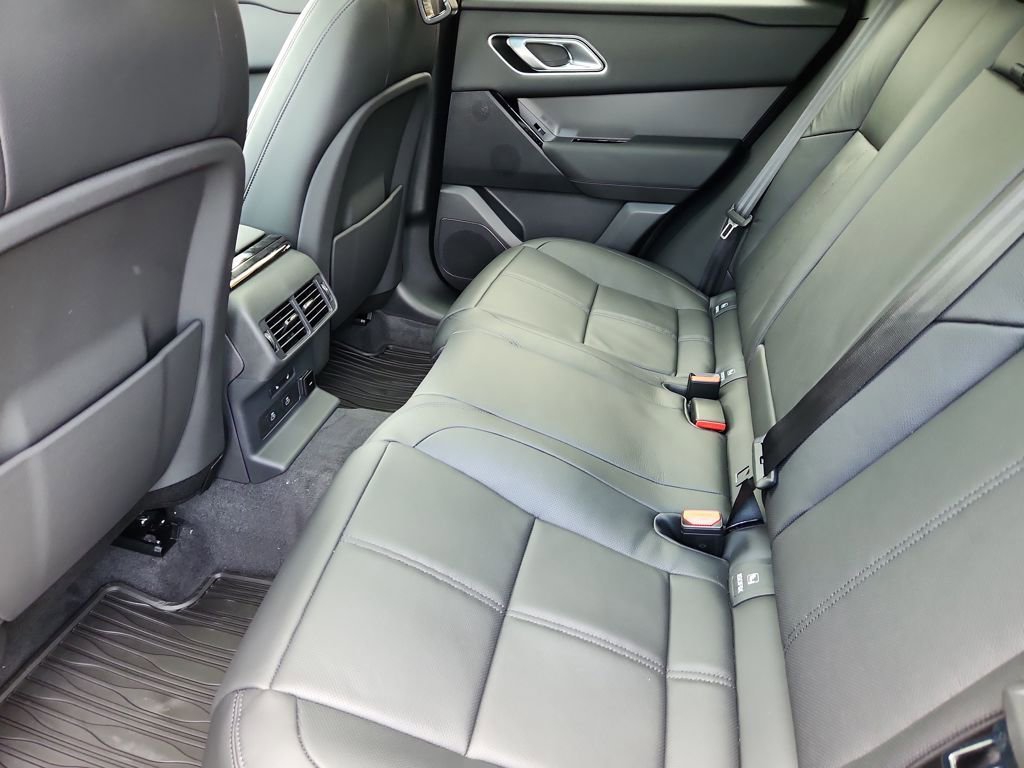 Used 2026 Land Rover Range Rover Velar S AWD/4WD image 5