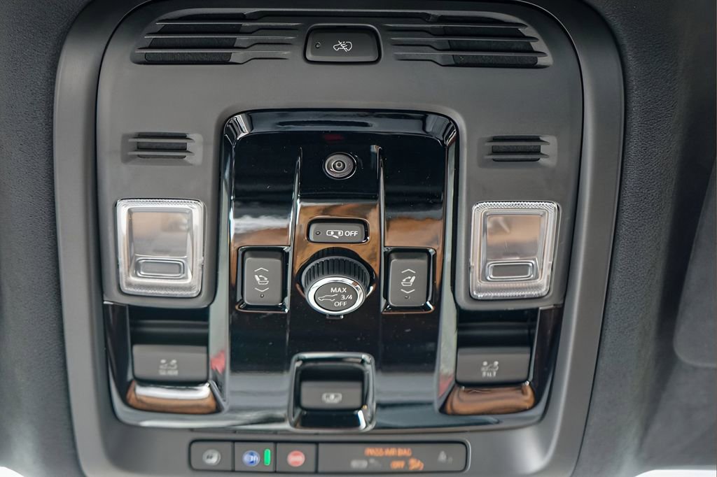 New 2026 Cadillac Escalade Platinum Sport w/ LPO, ONYX Package image 22