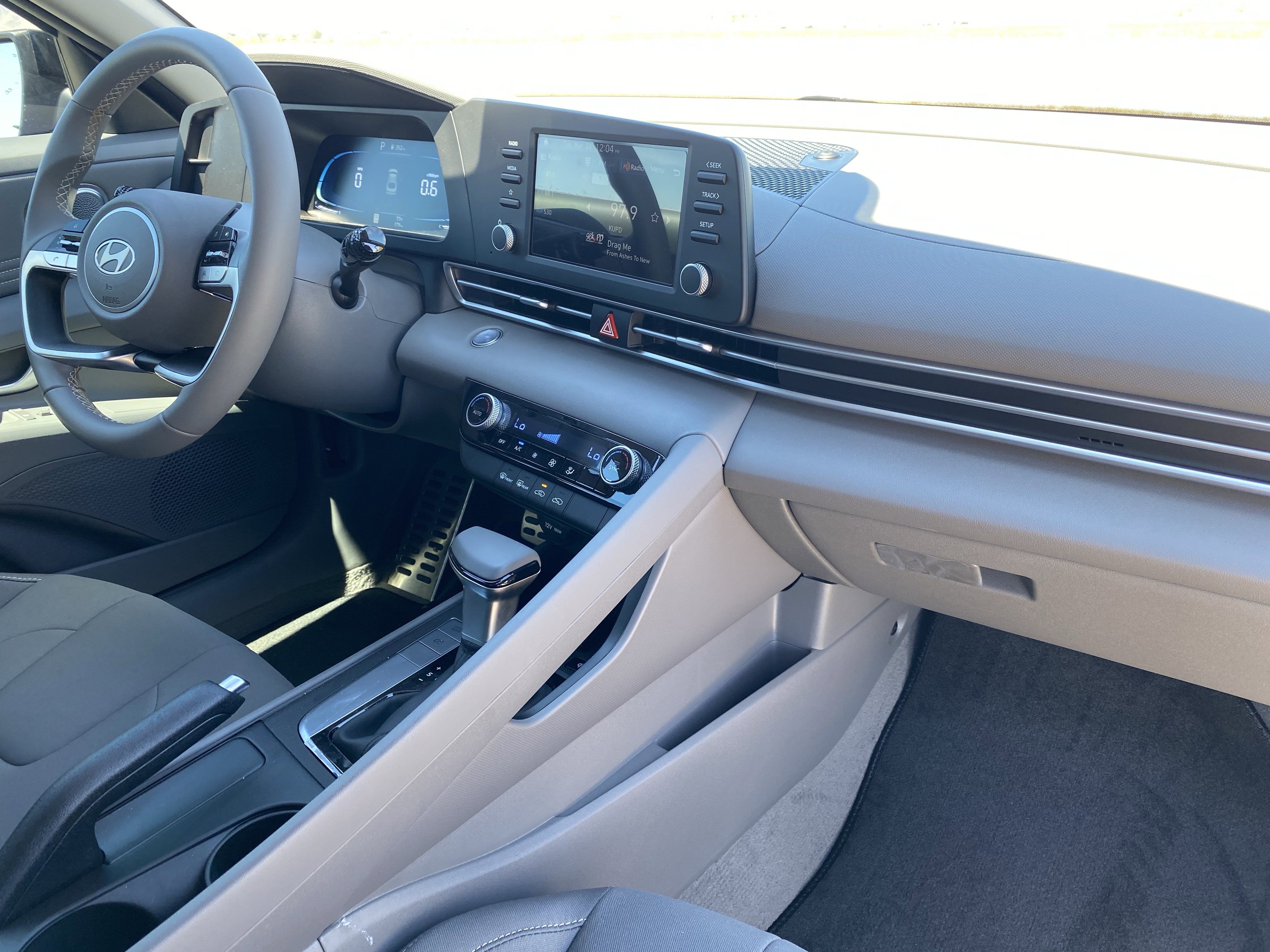 Certified 2026 Hyundai Elantra Sport image 12