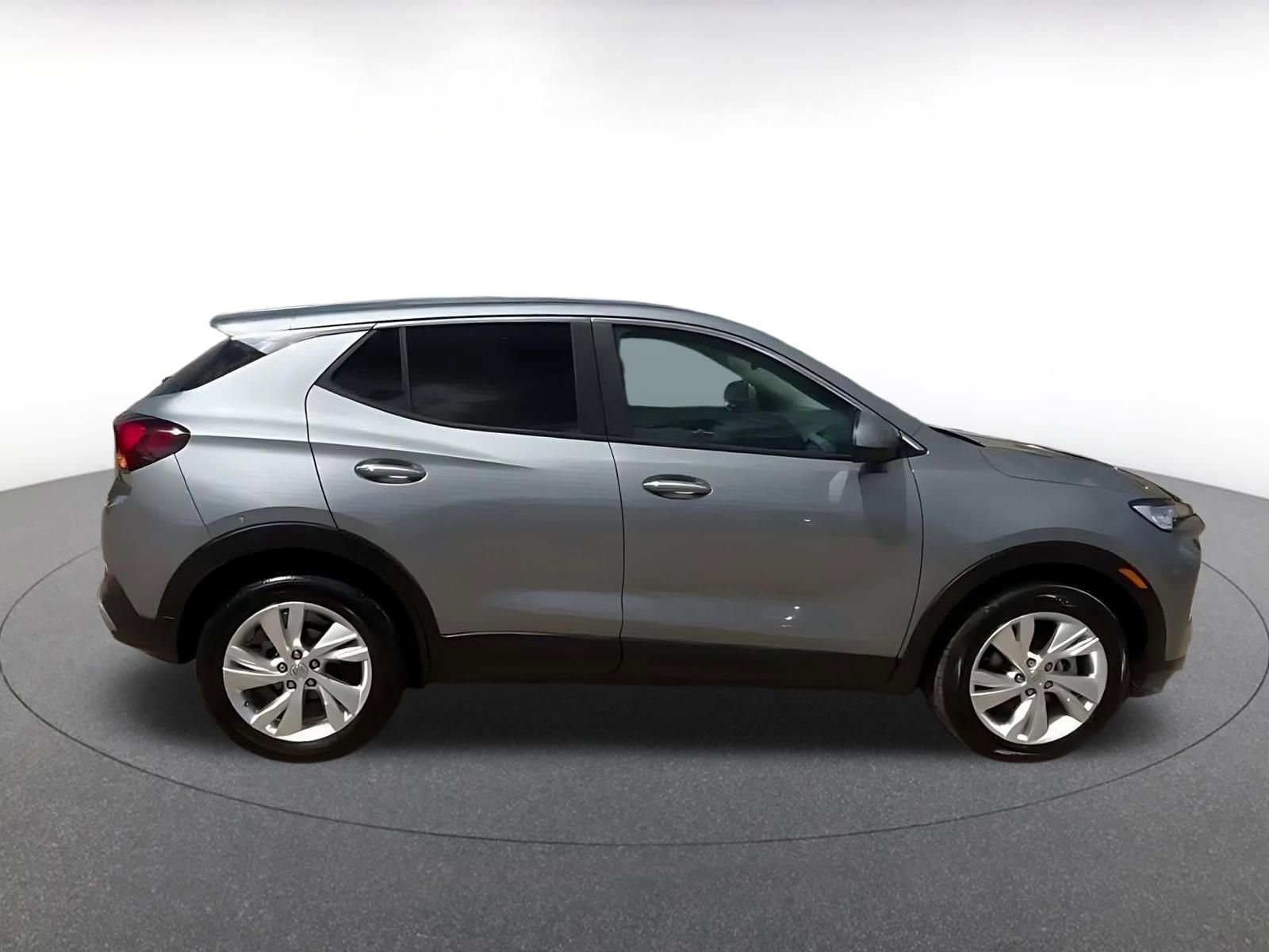 Used 2025 Buick Encore GX Preferred image 16