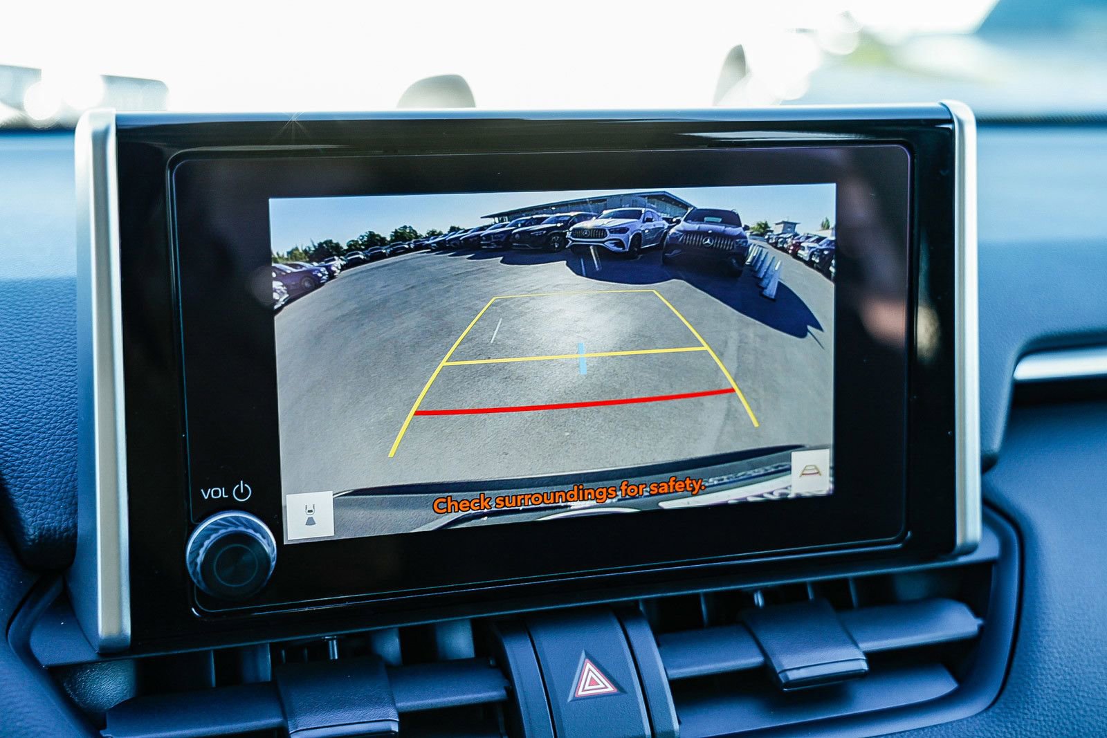 Used 2025 Toyota RAV4 XLE w/ Convenience Package FWD image 24