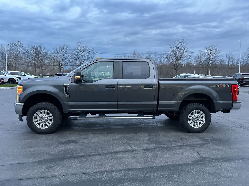 Used 2017 Ford F250 XL w/ STX Appearance Package image 5
