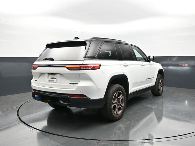 Used 2023 Jeep Grand Cherokee Trailhawk w/ Luxury Tech Group III AWD/4WD image 8