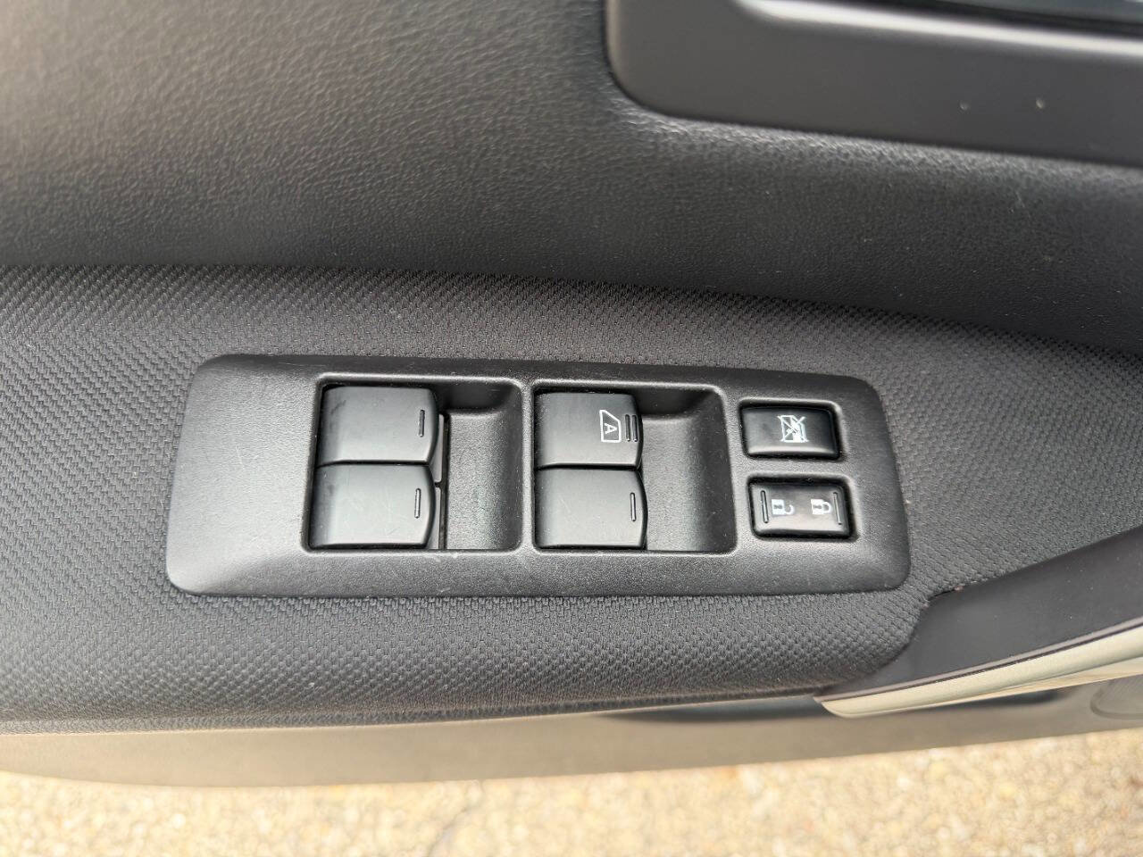 Used 2010 Nissan Rogue S w/ 360 Degree Value Pkg image 15