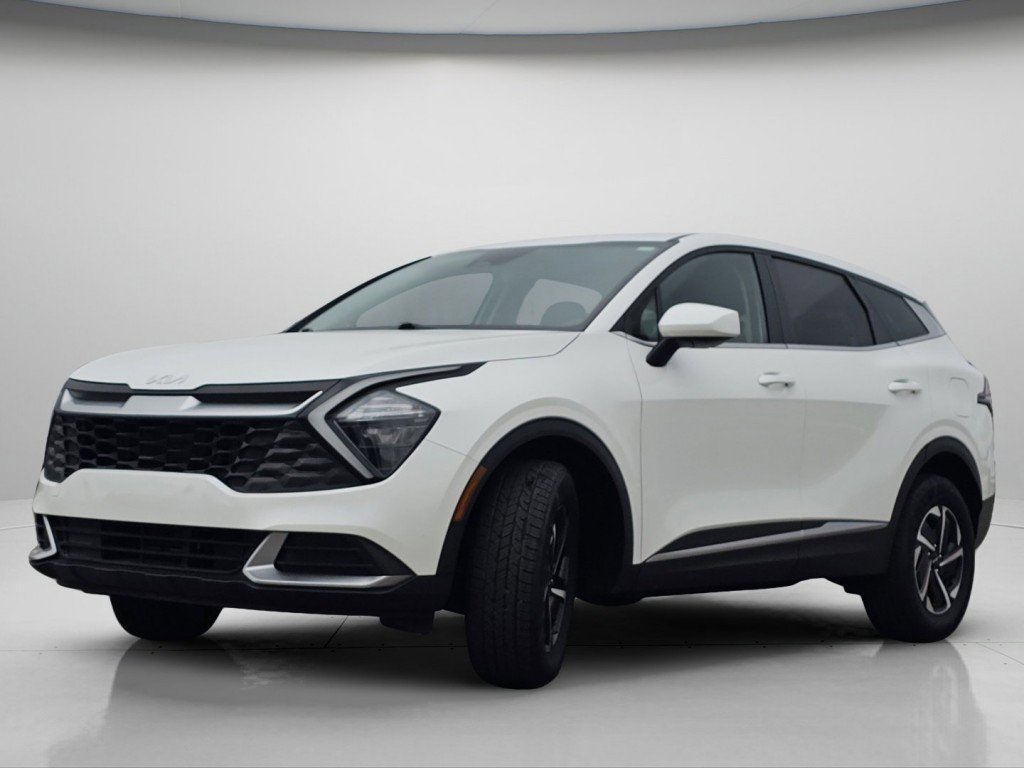 Used 2023 Kia Sportage LX image 18