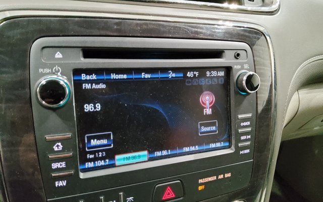 Used 2015 Buick Enclave Leather image 26