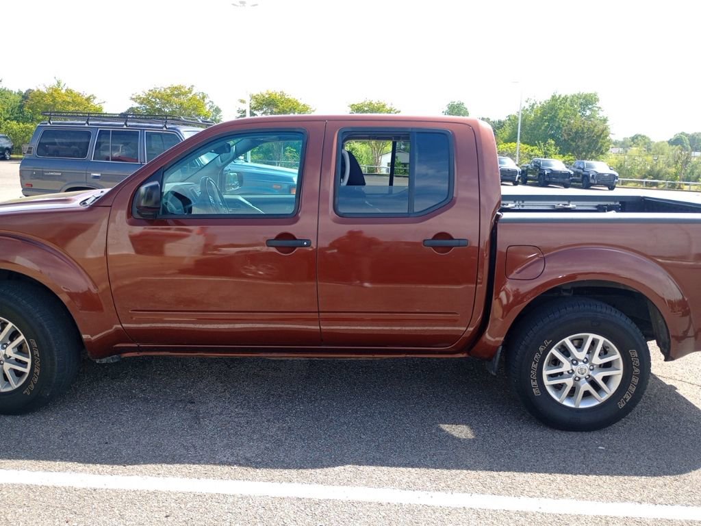 Used 2018 Nissan Frontier SV w/ Value Truck Package RWD image 8