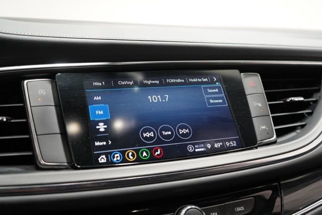 Used 2024 Buick Enclave Premium image 26