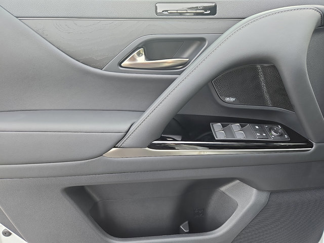 New 2025 Lexus LX 600 4WD w/ Luxury Package image 8