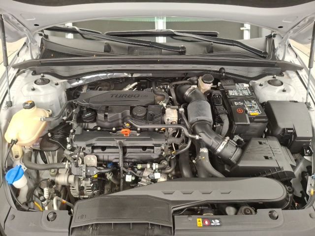 Used 2023 Kia K5 GT-Line image 33