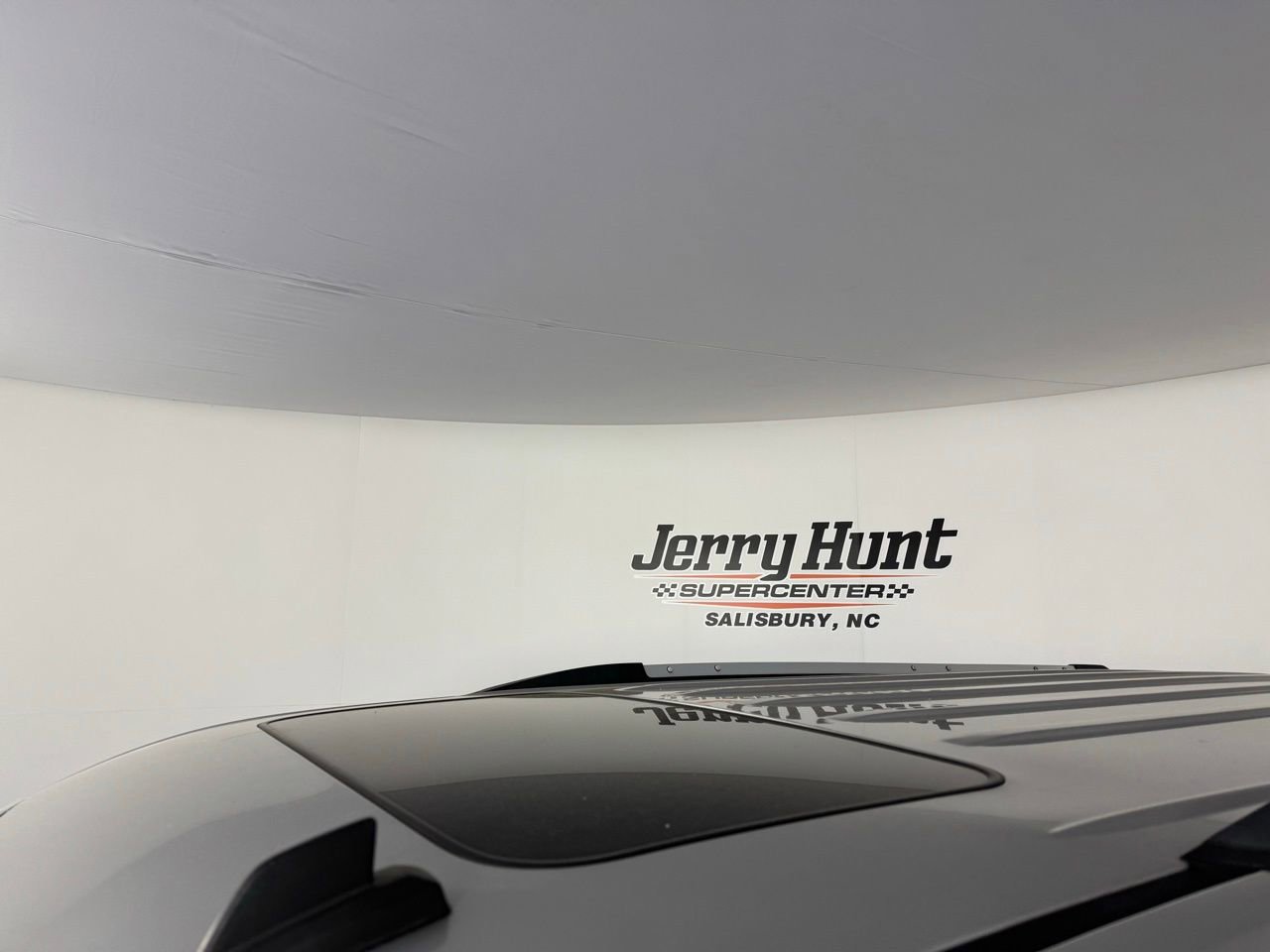 Used 2015 Chevrolet Tahoe LTZ RWD image 6