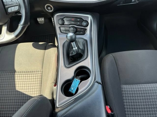 Used 2019 Dodge Challenger R/T RWD image 17