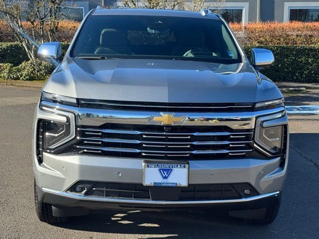 New 2026 Chevrolet Suburban Premier image 2