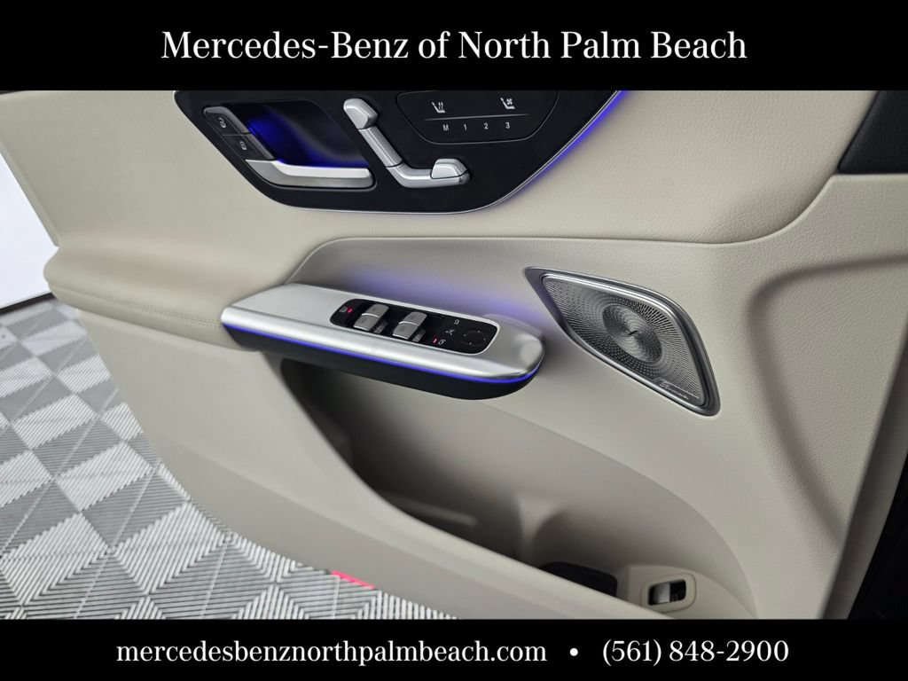 Certified 2026 Mercedes-Benz GLC 300 image 24