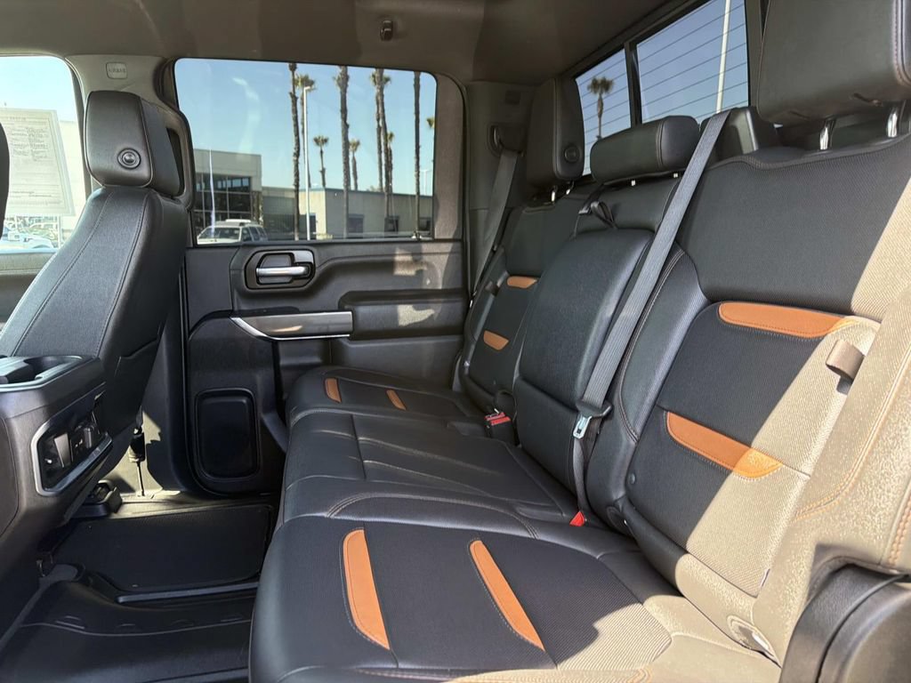 Used 2022 GMC Sierra 2500 AT4 w/ AT4 Preferred Package AWD/4WD image 19