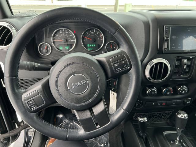 Used 2018 Jeep Wrangler Unlimited Sahara image 14