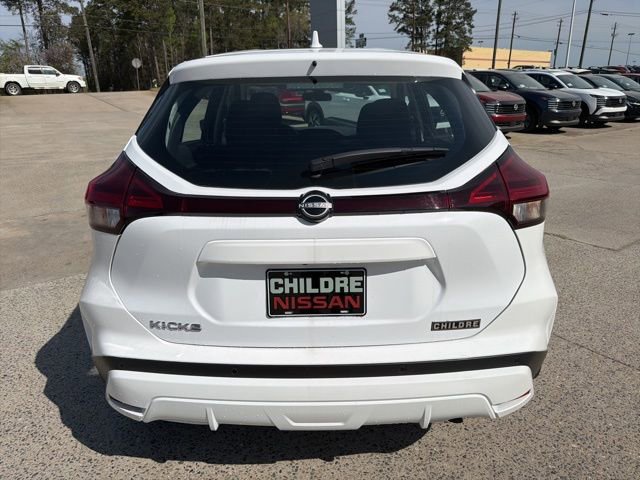 Certified 2025 Nissan Kicks Play S image 7