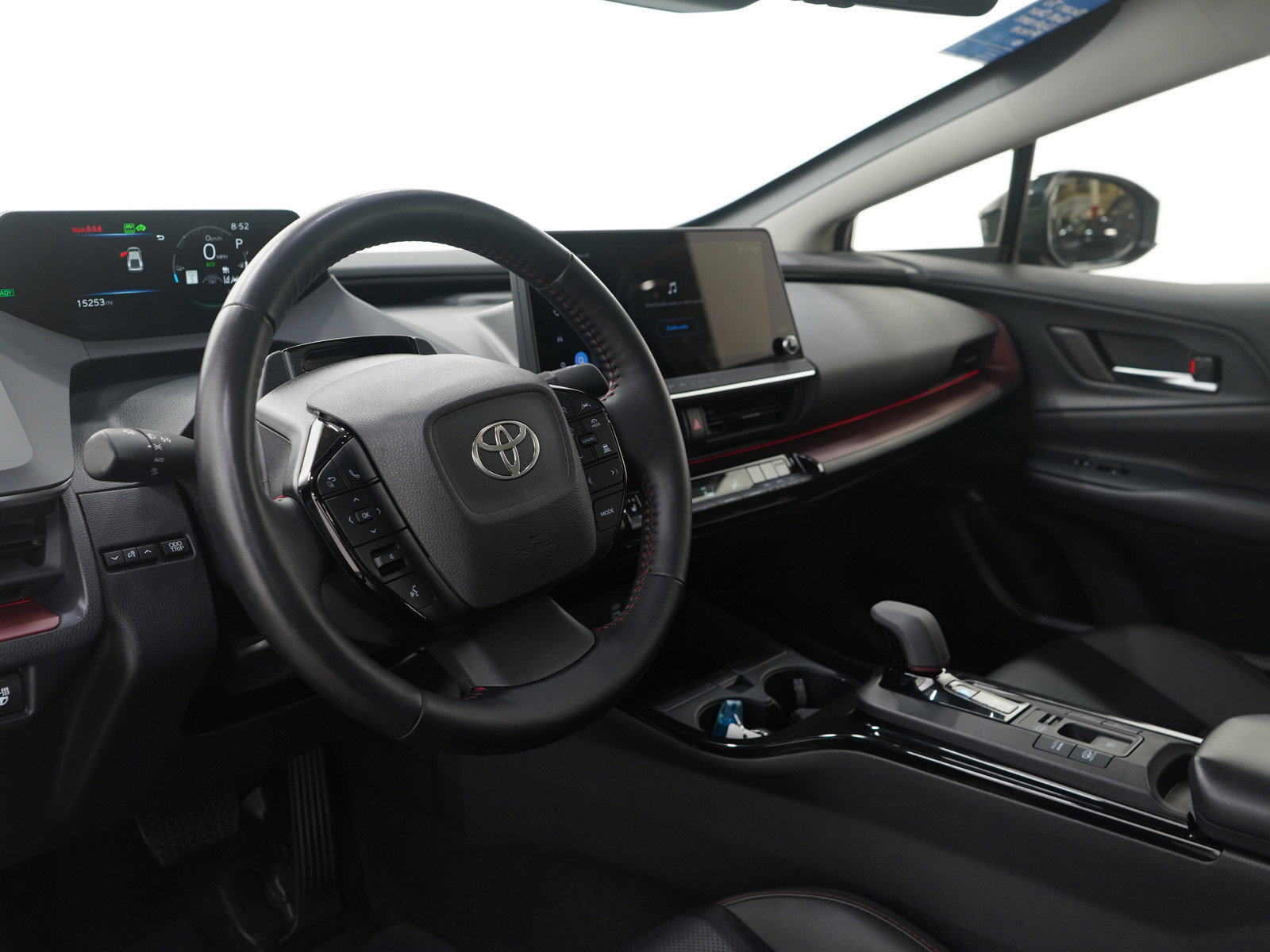 Used 2024 Toyota Prius Prime Premium image 25