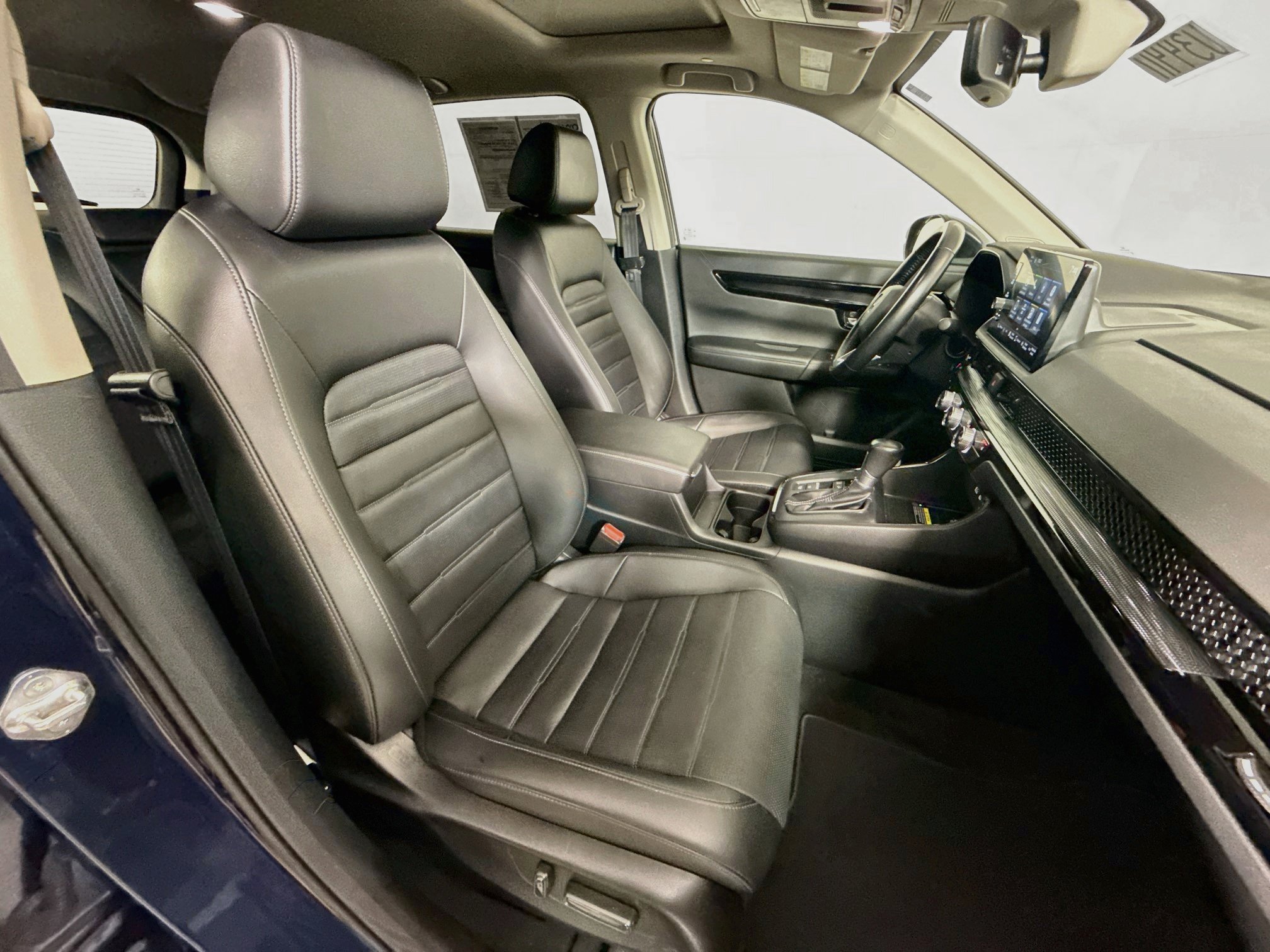 Used 2025 Honda CR-V EX-L image 29