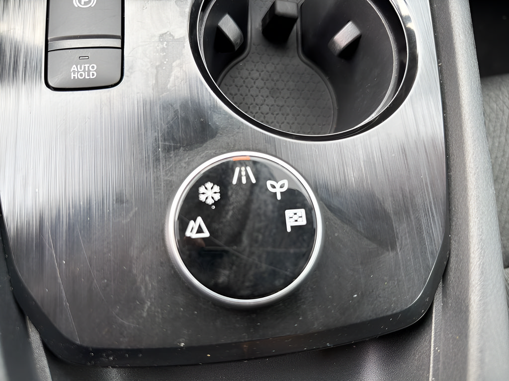 Certified 2024 Nissan Rogue SV AWD/4WD image 69