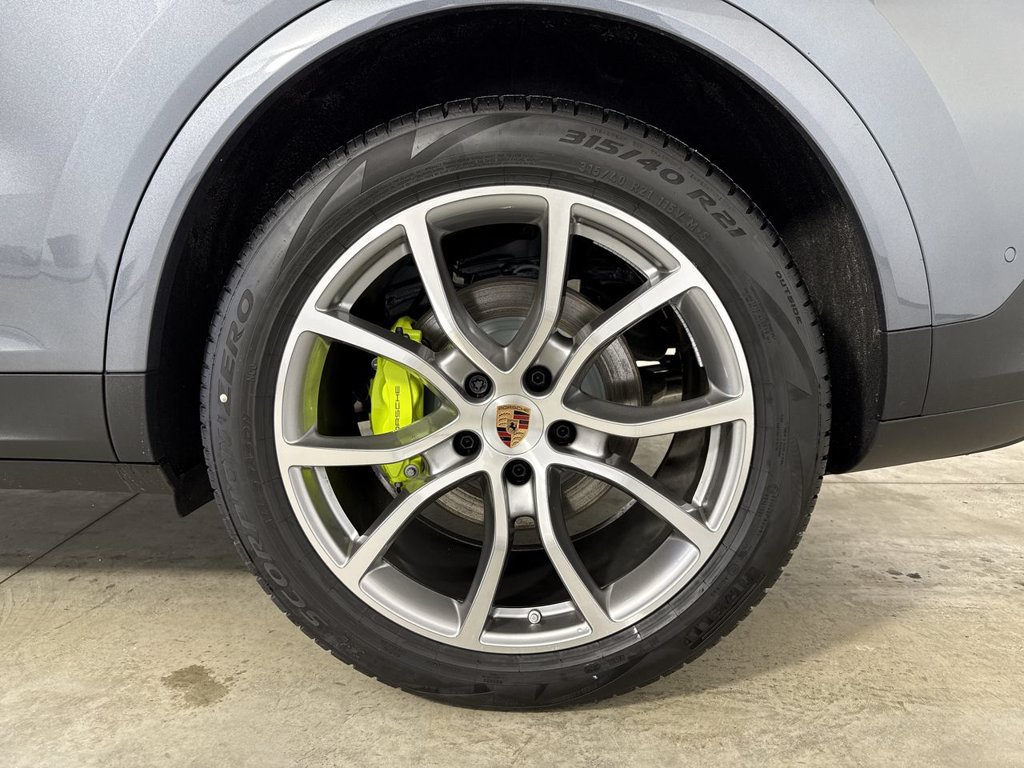 New 2026 Porsche Cayenne E-Hybrid AWD/4WD image 14