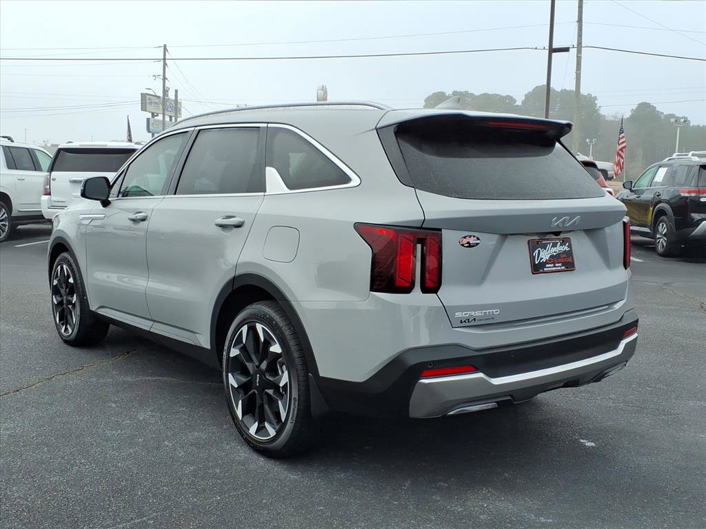 Used 2025 Kia Sorento EX w/ Panoramic Sunroof Package image 17