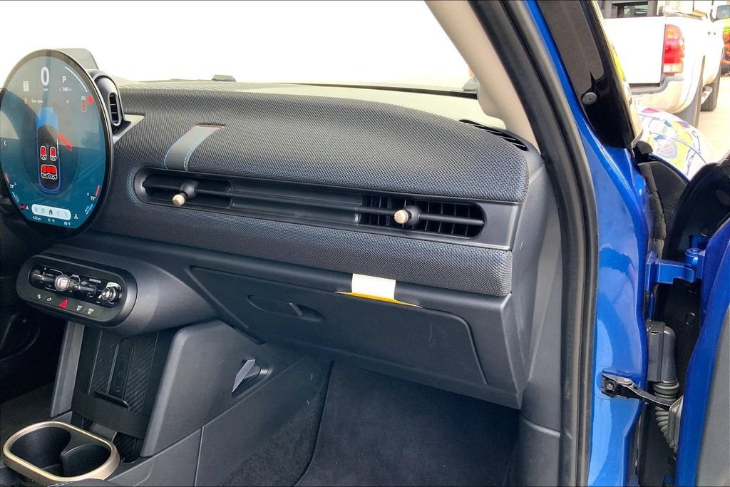 Certified 2026 MINI Cooper S FWD image 18