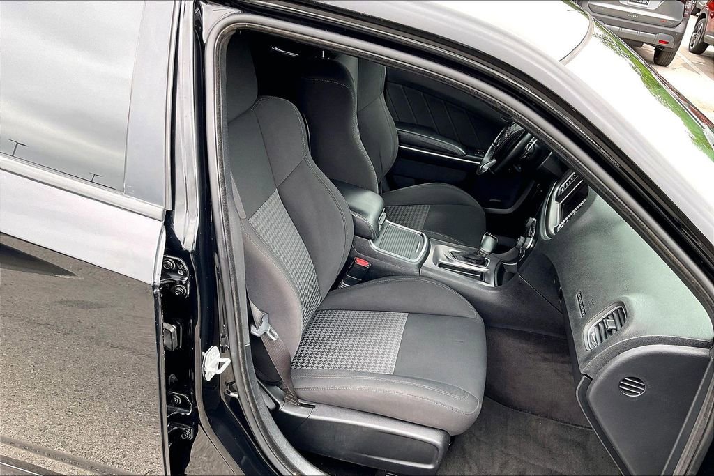 Used 2019 Dodge Charger R/T RWD image 10