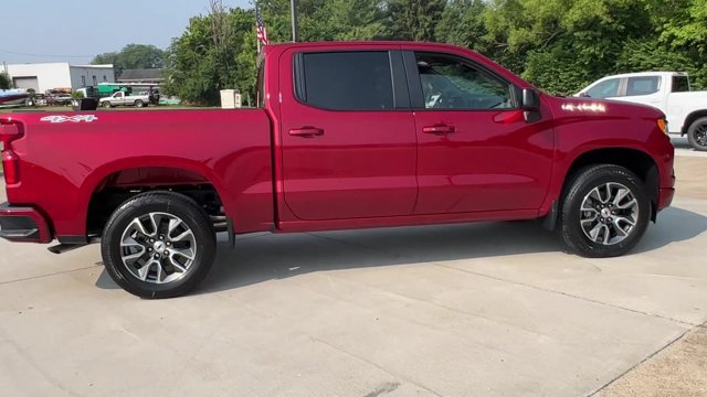 Used 2023 Chevrolet Silverado 1500 RST AWD/4WD image 2