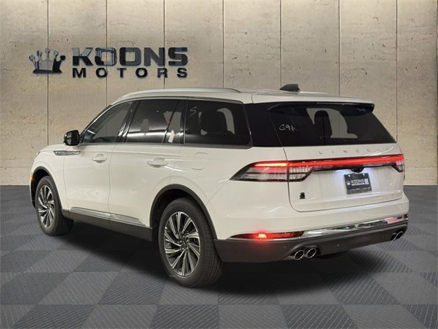 New 2025 Lincoln Aviator Premiere image 3