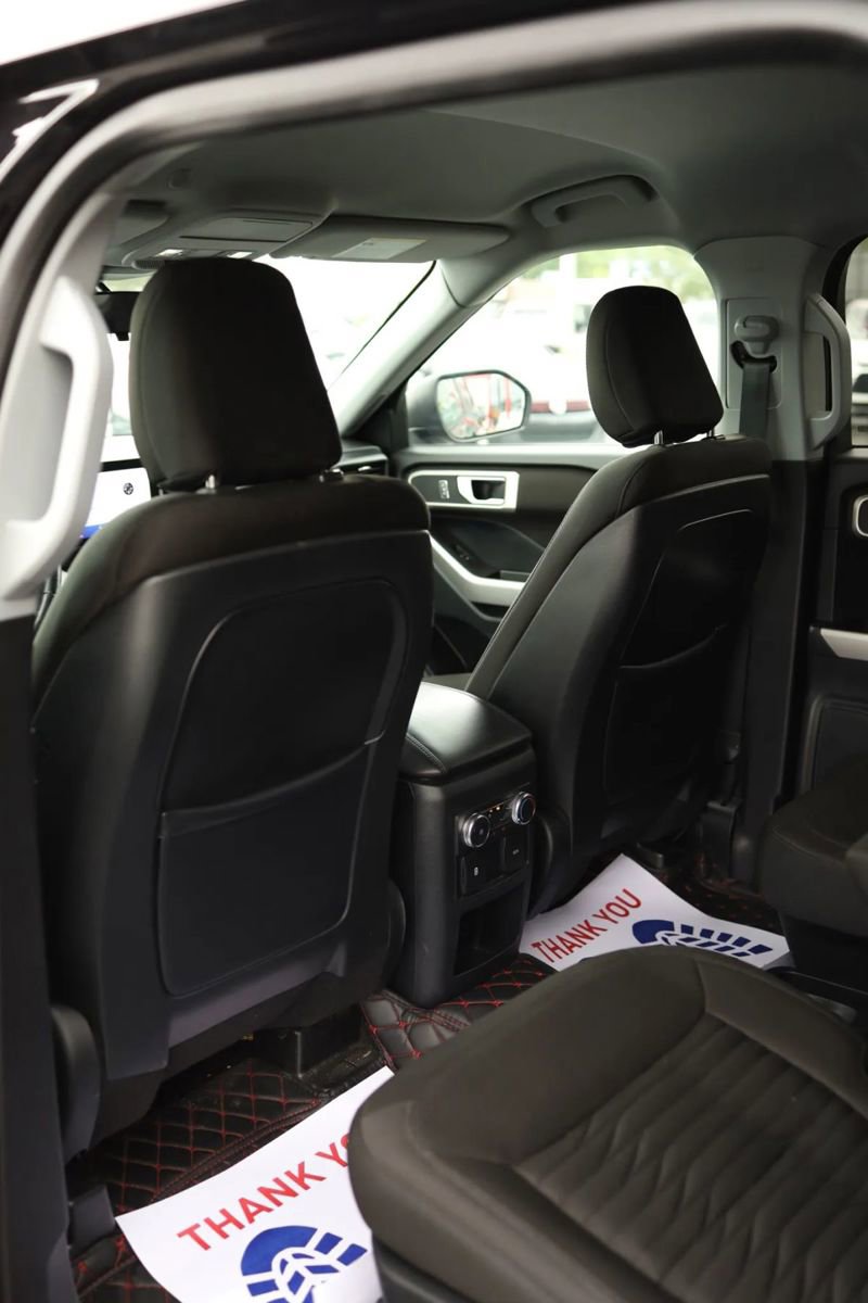 Used 2020 Ford Explorer XLT w/ Comfort Package image 30