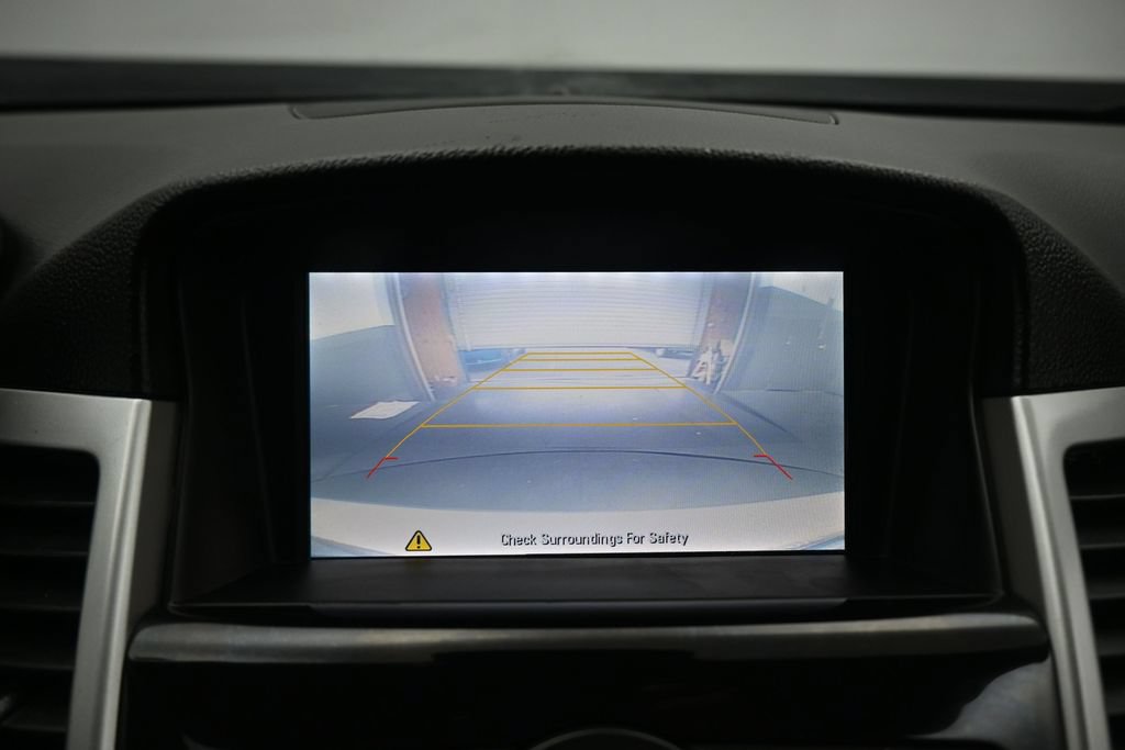 Used 2016 Chevrolet Cruze LT w/ Enhanced Safety Package FWD image 19
