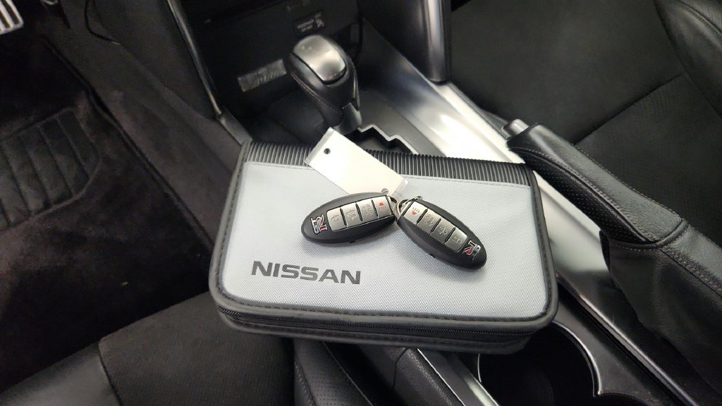 Used 2009 Nissan GT-R Premium AWD/4WD image 41