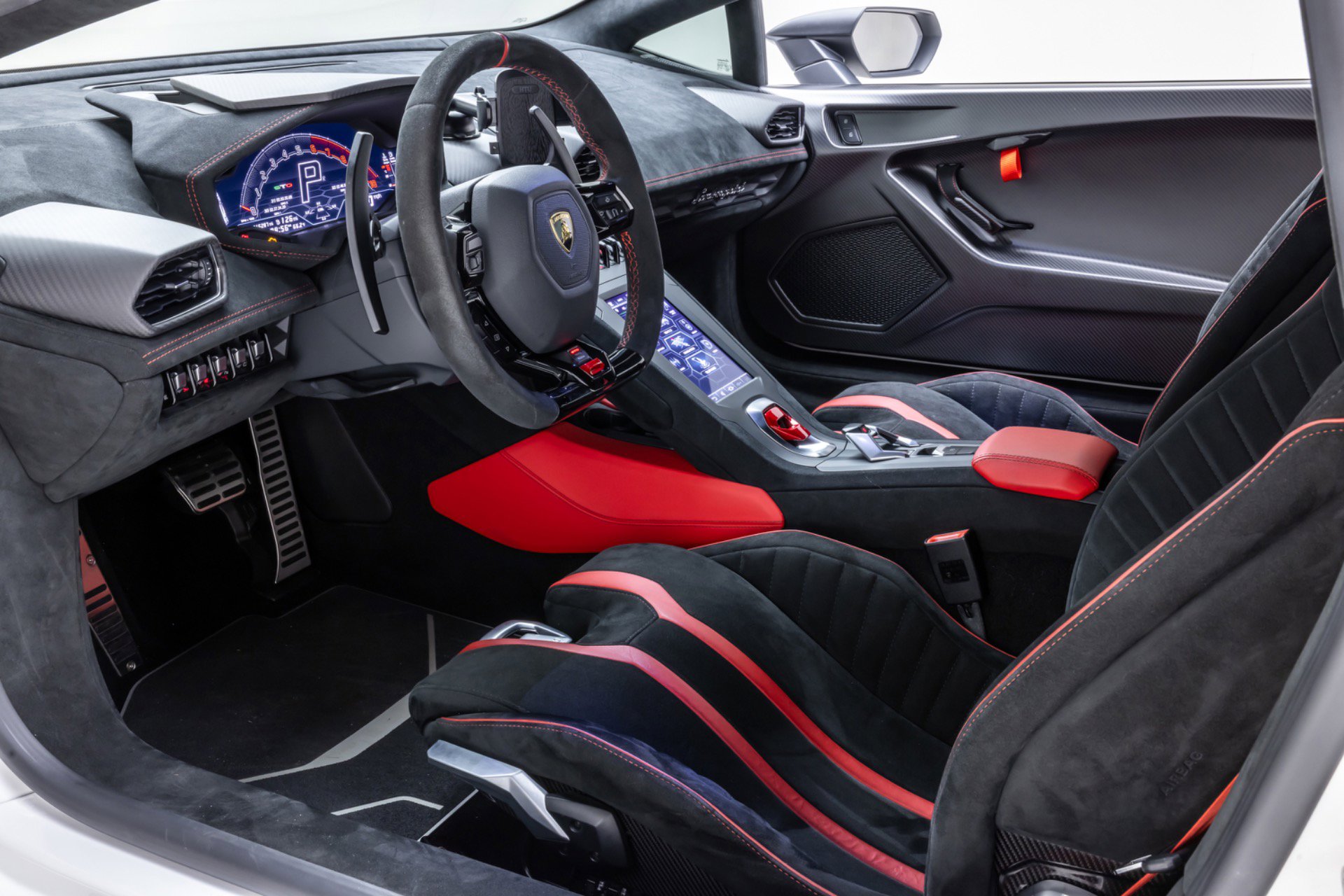 Used 2022 Lamborghini Huracan STO image 62