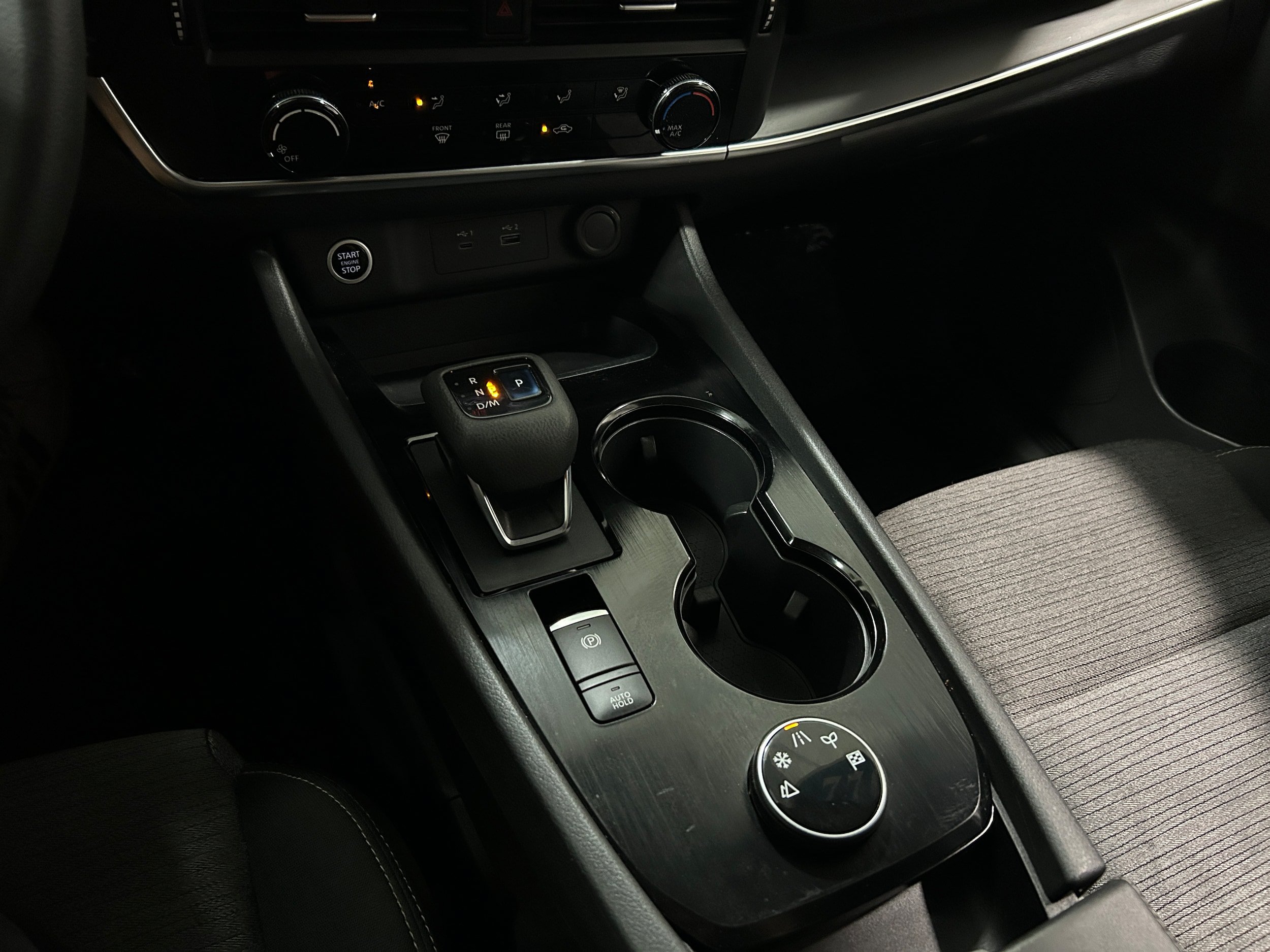 Used 2022 Nissan Rogue S AWD/4WD image 9