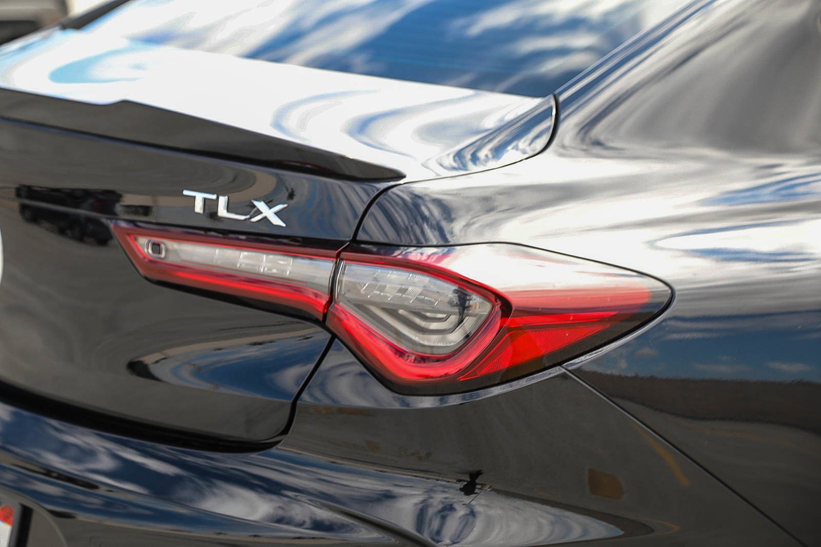 Used 2023 Acura TLX w/ A-SPEC Pkg image 9