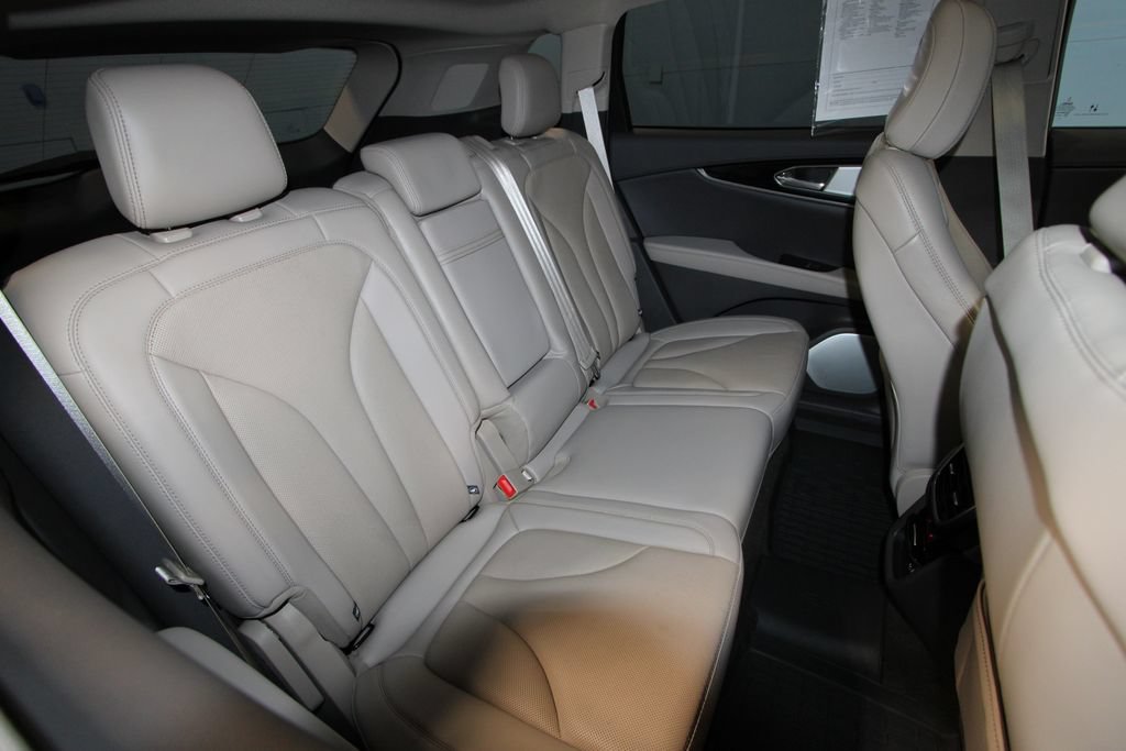 Used 2021 Lincoln Nautilus Reserve w/ Equipment Group 202A AWD/4WD image 27