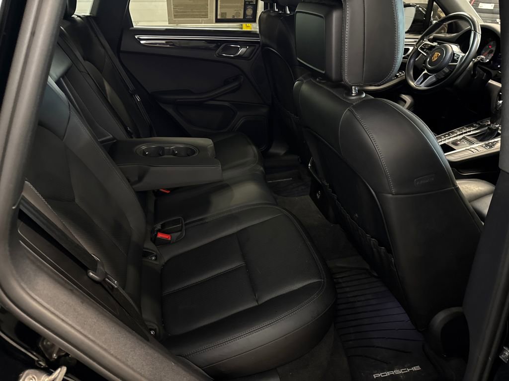 Used 2021 Porsche Macan S AWD/4WD image 14