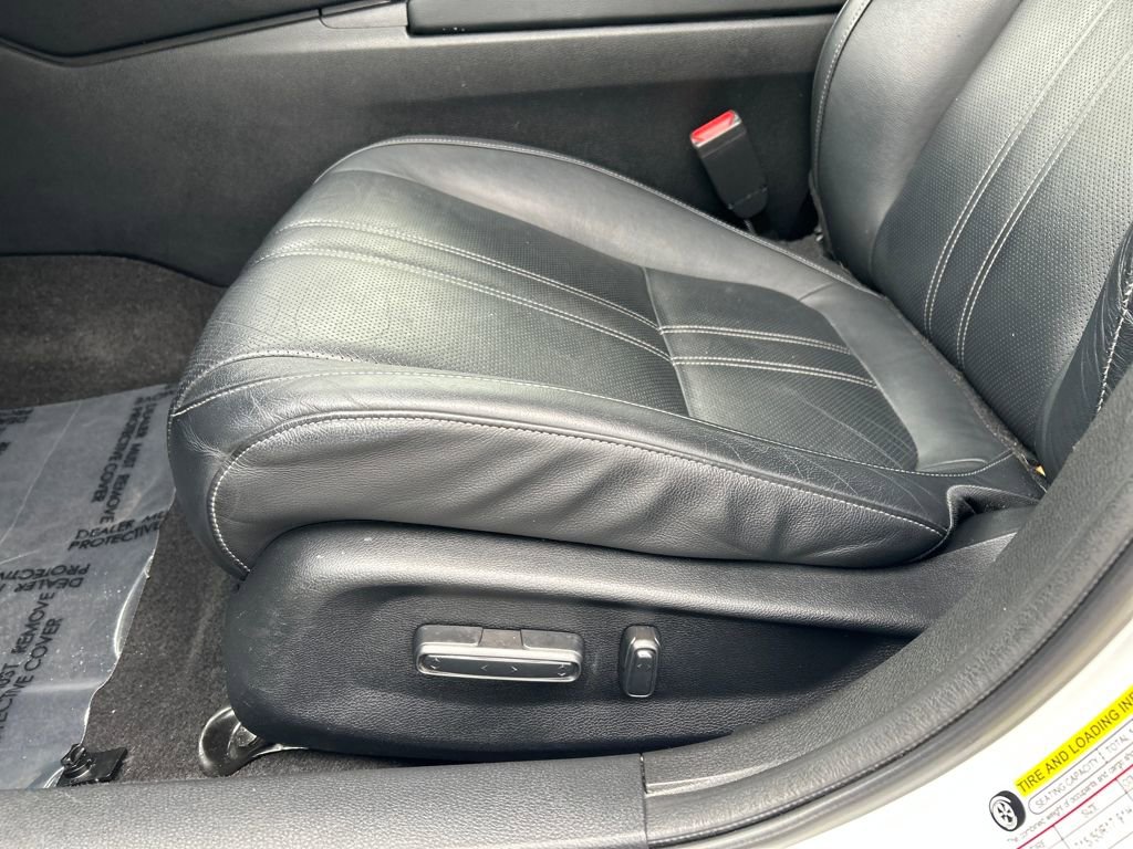 Used 2019 Honda Insight Touring image 15