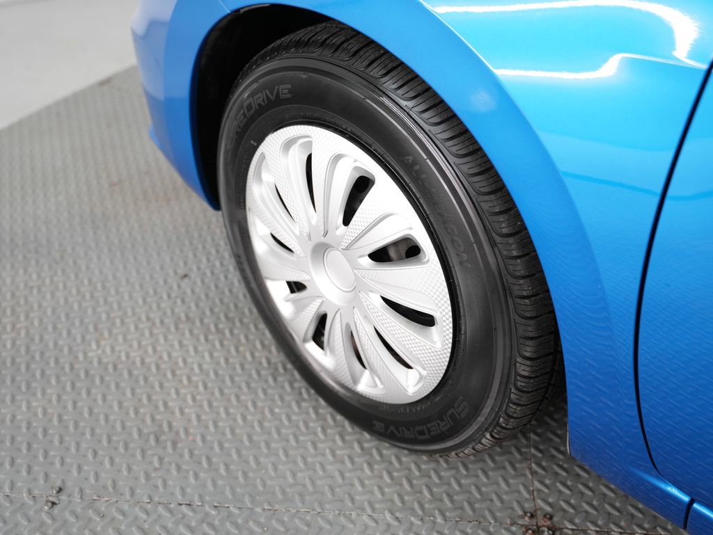 Used 2021 Nissan Versa S image 47