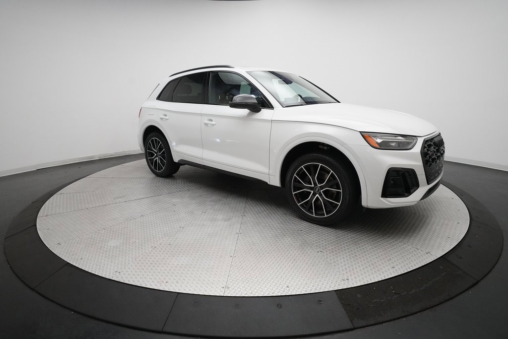 Used 2023 Audi SQ5 Premium Plus w/ Premium Plus Package image 13