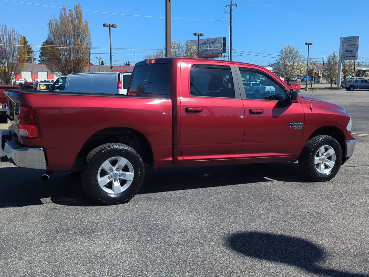 Used 2021 RAM 1500 Classic SLT image 6