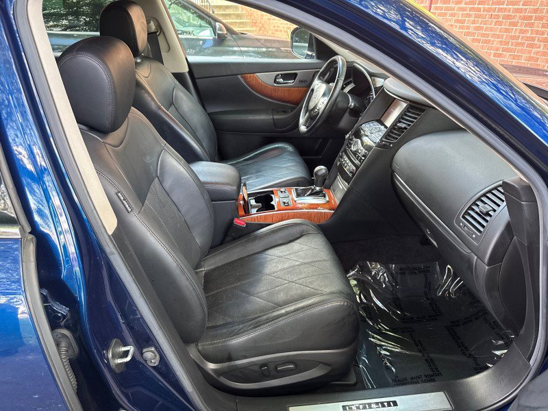 Used 2016 INFINITI QX70 AWD w/ Premium Package image 28